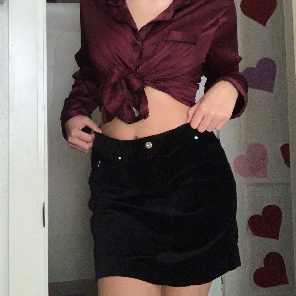 SOLD - ‼️White House Velvet Black Mini Skirt‼️